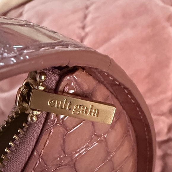 Cult Gaia Nadia Crocodile-Effect Shoulder Bag - Picture 8 of 9